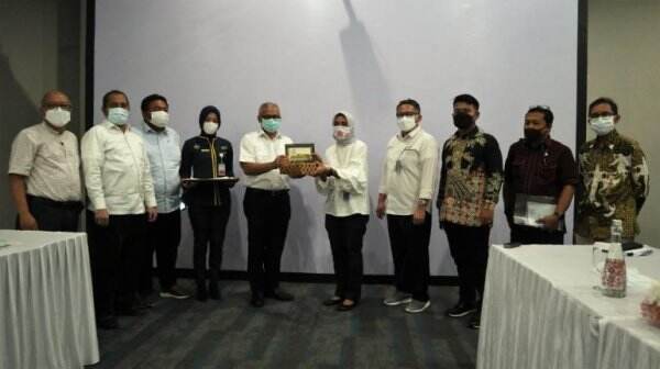 Kemenkop Dan Komisi VI DPR Tinjau Ruang Promosi UMKM Di ASDP Merak
