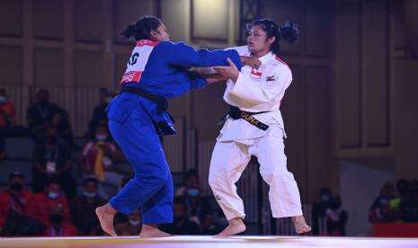 In Picture: Judoka Putri Bali Raih Medali Emas PON Papua