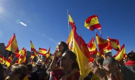 Spanyol Berencana Naikkan Gaji Pegawai Negeri