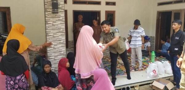 HIPMI Care Sasar Warga Tak Mampu di Dekat Baduy; Tokoh Muda Sukses di Lebak Bilang Begini