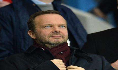 Lineker Ungkap Ed Woodward Bantu MU Rekrut Ronaldo