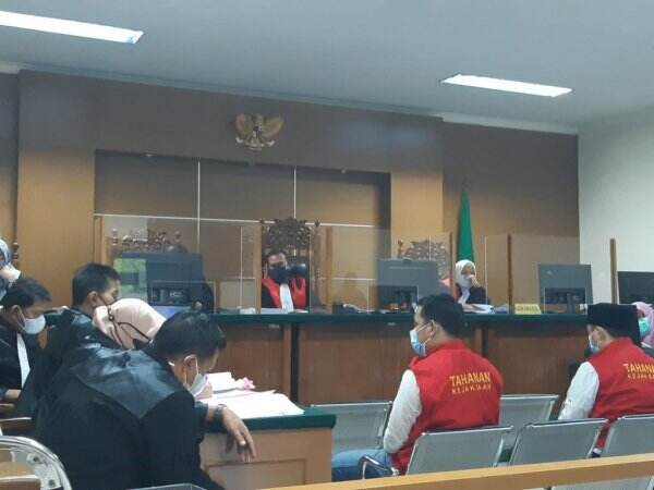 Momen saat Hakim Emosi Terdakwa Korupsi Masker Sembunyikan Identitas Pemberi Informasi Proyek