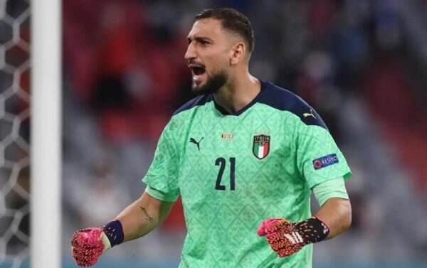 Panas! Ultras AC Milan Tolak Gianluigi Donnarumma Jelang Laga Italia Vs Spanyol