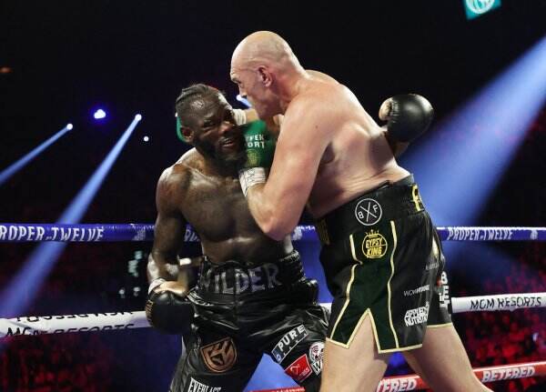 Kali Ini, Tyson Fury Lebih Banyak Merendah