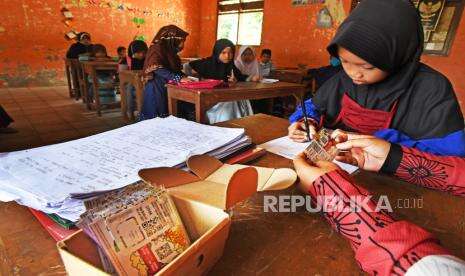 Kemenag Salurkan 3,6 Juta Paket Data Internet untuk PJJ