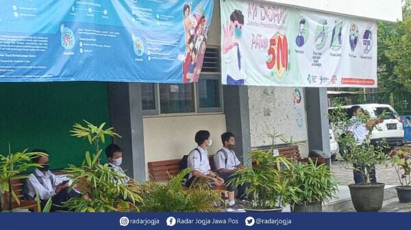 Siswa Dibatasi 50 Persen, Jam Belajar 180 Menit