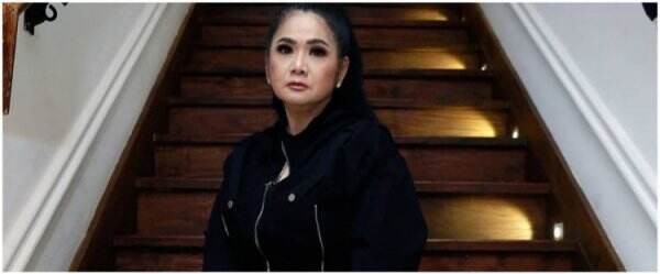 5 Pola hidup sehat ini bikin Vina Panduwinata bugar di usia 62 tahun
