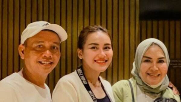 Orang Tua Ayu Ting Ting Bakal jadi Saksi Kasus Dugaan Penghinaan yang Dilakukan KD: Mudah-mudahan Bisa...