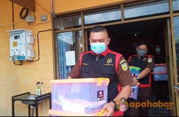 Geledah Kantor KPU, Kejaksaan Kapuas Angkut 25 Boks Dokumen