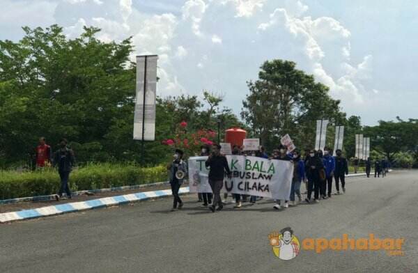 Haul Omnibus Law Jilid II, Kantor Gubernur Kalsel Kembali Didatangi Puluhan Demonstran