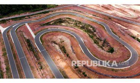 Pebalap DKI Jakarta Fadly Kecelakaan di Road Race PON Papua