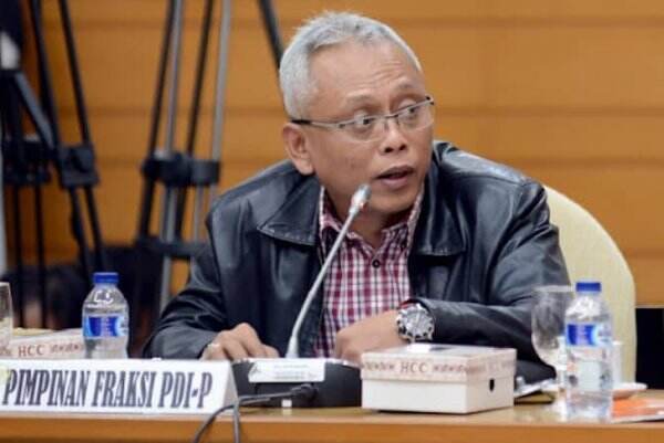 Legislator PDIP Prihatin dan Minta Jubir Demokrat Bercermin