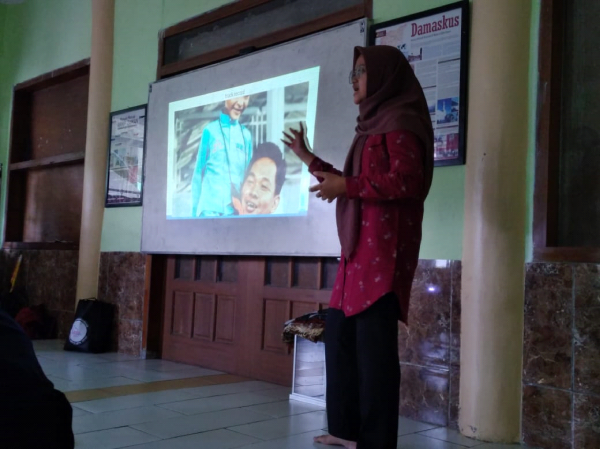 PMM UMM 71 MEMPERKENALKAN TEAM WORK TERHADAP ANAK PANTI ASUHAN YATIM PIATU “AR - RAHMAN”