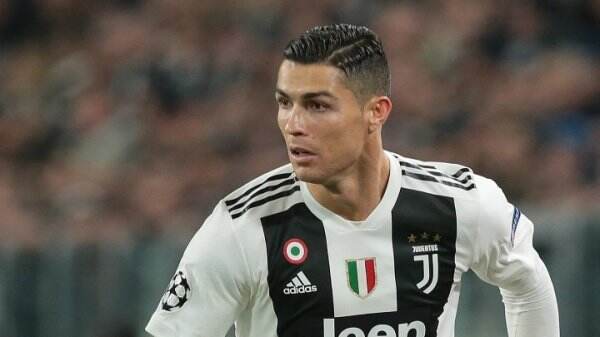 WH Inginkan C. Ronaldo Main Bola di Banten International Stadium
