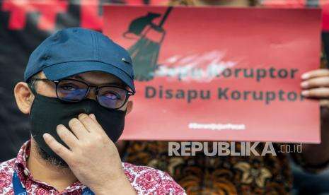 Novel: KPK dan Dewas Punya Kewenangan Mencari Bukti