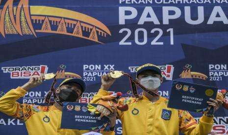 In Picture: Tim Balap Motor NTB Raih Emas Kategori Standar Beregu