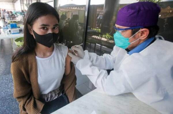 Pemerintah Atur Strategi Distribusi Vaksin Covid-19 ke Daerah