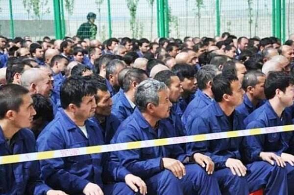 Keji, Tahanan Muslim Uighur Dipukuli, Disiksa dan Diperkosa