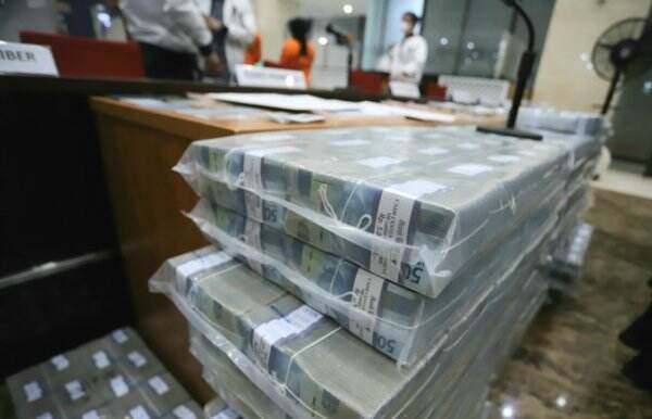 Polri Tangkap Buronan Kasus Penipuan Rp 233 Miliar