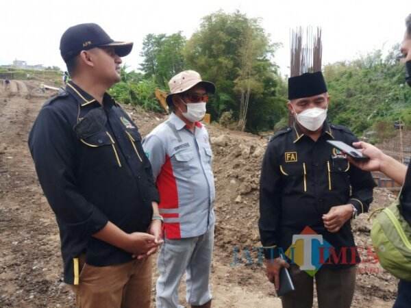 Kali Kedua Komisi C DPRD Kota Malang Sidak Pembangunan Jembatan Tlogomas, Begini Hasilnya