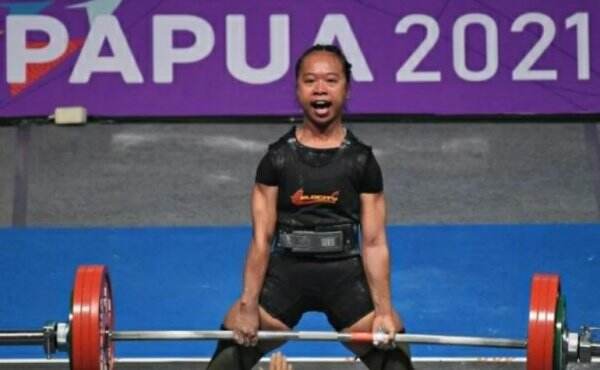 PON Papua Lifter Susi Susanti Tambah Emas Buat Jawa Barat