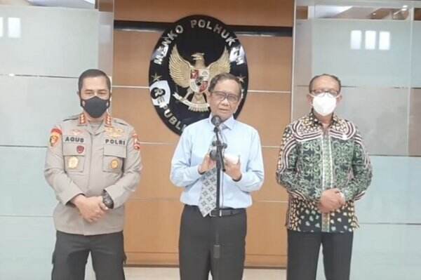 Mahfud MD Tegaskan Pinjol Ilegal Penyebar Foto Porno Akan Dijerat UU ITE