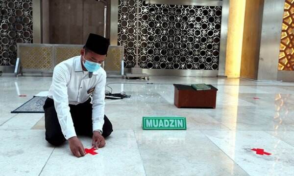 Ibnu Sina Sayangkan Pencabutan Tanda Silang di Masjid Sebelum Ada Arahan