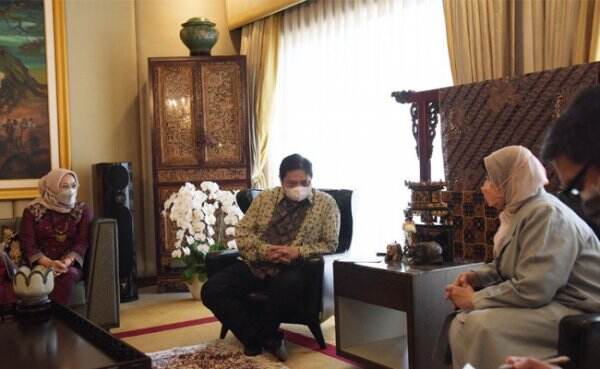 Indonesia-Malaysia Bahas Kerjasama Bilateral, Fokus pada Kolaborasi di Bidang Kelapa Sawit