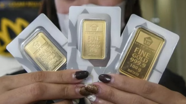 Harga Emas Antam Naik Seceng, Segram Dibanderol Rp930.000