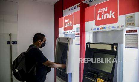 Kenapa Biaya Transfer Online Belum Gratis?