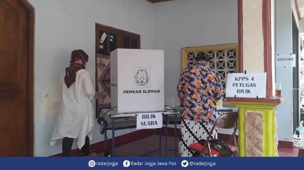 Ditunda, Panitia di Sumberarum Ikut Nyalon