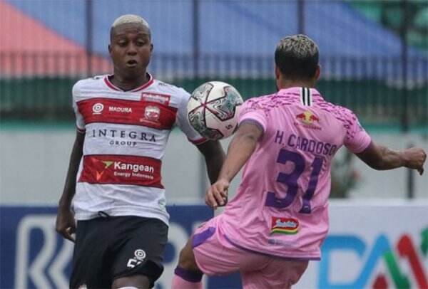Hasil Madura United vs Persita: Laskar Sapi Kerrab Dihajar Pendekar Cisadane