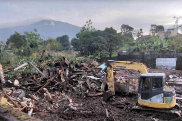 BNPB Sebut Penyebab Banjir Bandang di Batu Akibat Tebing Tak Dilindungi Vegetasi
