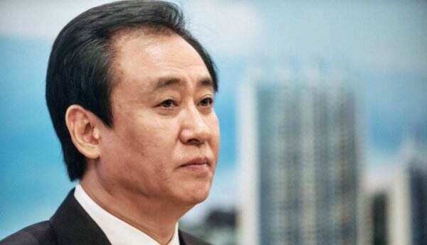 Punya Utang Lebih dari Rp4.000 T, Pendiri Evergrande Jual Saham Rp4,9 T demi Bayar Utang