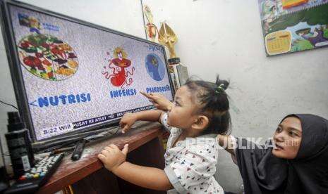 Pemerintah akan Bagikan Set Top Box ke Pengguna TV Analog