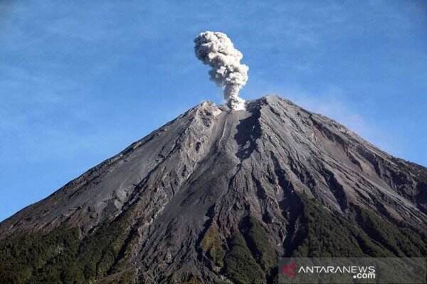 Terlambat Menyelamatkan Diri, 17 Orang Luka Bakar Berat Akibat Erupsi Semeru