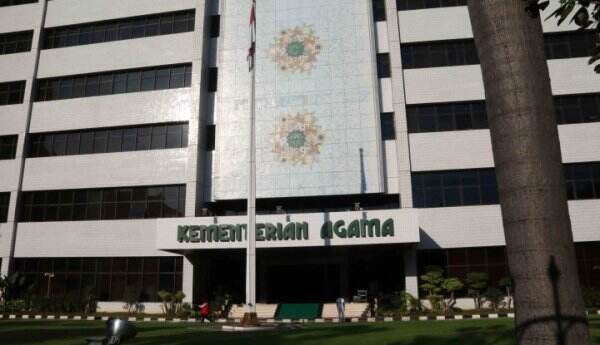 Oknum Guru Ponpes Perkosa 12 Santriwati, Kemenag Langsung Bersikap Tegas