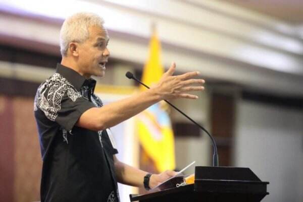 Ganjar Pranowo Kirim Relawan dan Bantuan Logistik Untuk Korban Erupsi Gunung Semeru