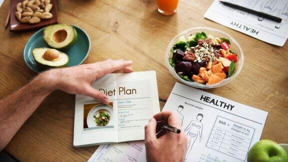 Diet DASH Ampuh Turunkan Tekanan Darah dan Bikin Langsing, Cobain Yuk Moms!