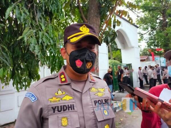 Masalah Asmara Diduga Jadi Penyebab Siswi SMAN di Blitar Gantung Diri di Depan Kelas