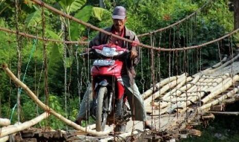 Jembatan di Tanjung Mutiara, Agam Rusak Karena Banjir