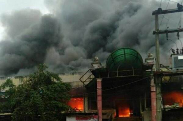 Jago Merah Mengamuk di Pasar Kroya, Kerugian Puluhan Miliar