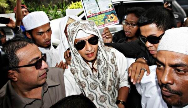 Terungkap Terang Benderang, Banyak Pejabat dan Politikus Dekati Bahar, Termasuk Keluarga Cikeas?