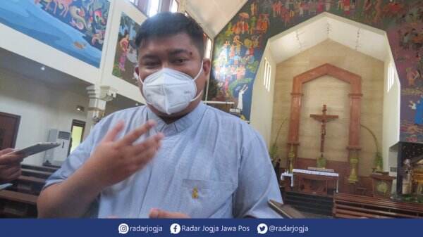 Misa Natal Tatap Muka, Jemaat Dibatasi 30 Persen