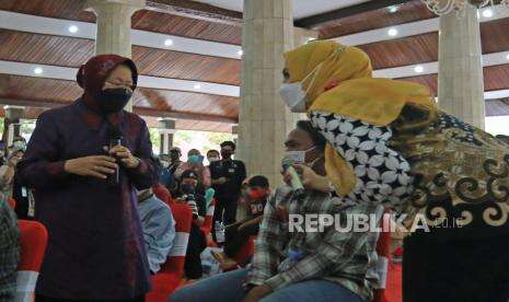 Pemkot Surabaya Distribusikan Bansos dari Kemensos