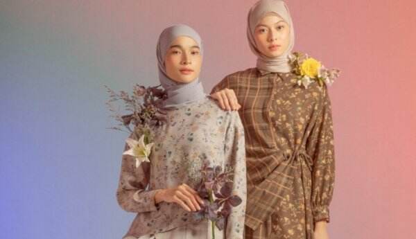 Inspirasi Model Baju Gamis Terbaru 2022 untuk Wanita Berhijab