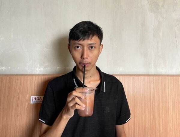 Heboh Ghozali Minum Kopi di SCBD, Harganya Cuma Rp20.000-an