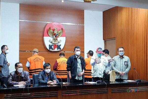 KPK Menduga Hakim PN Surabaya Terima Banyak Uang Suap, Waduh!