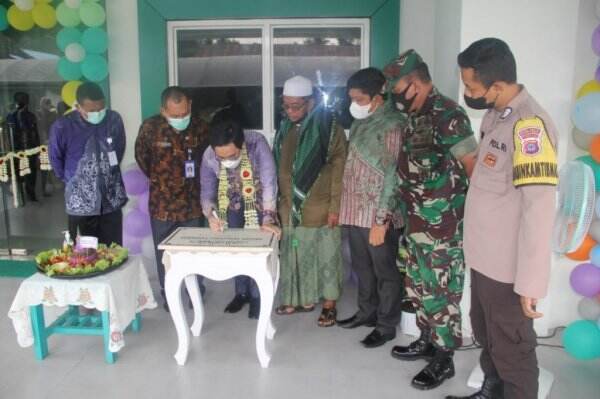 Resmikan 2 Gedung Puskesmas Baru, Bupati HST Minta Pelayanan Ditingkatkan