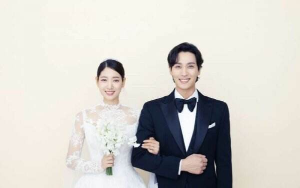 Park Shin Hye dan Choi Tae Joon Menikah, Ini Foto Gaun Penikahannya